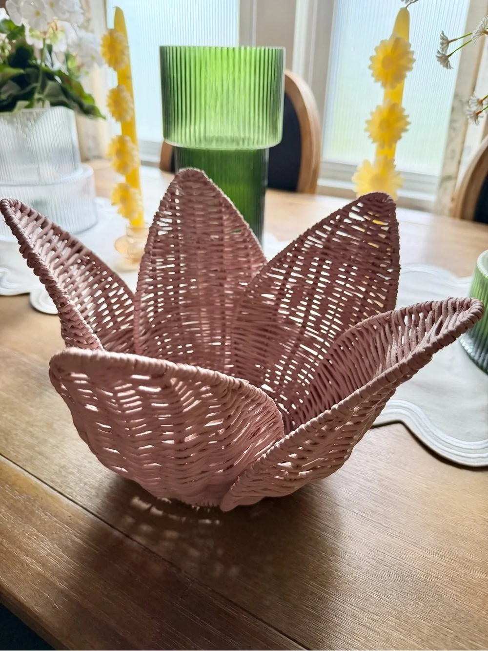 Tulip wicker baskets. Set of 2